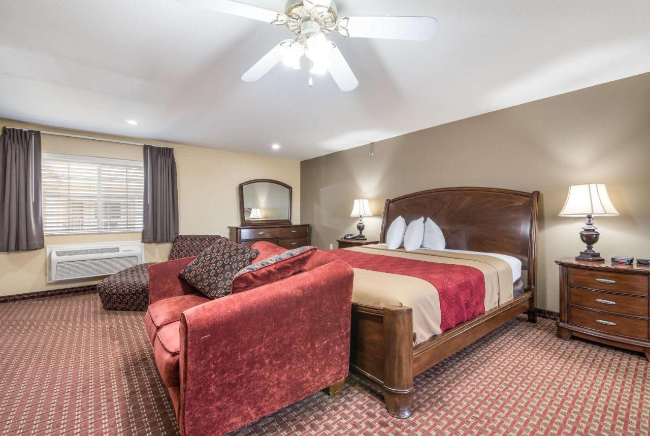 Econo Lodge Inn & Suites Bryant Exterior foto